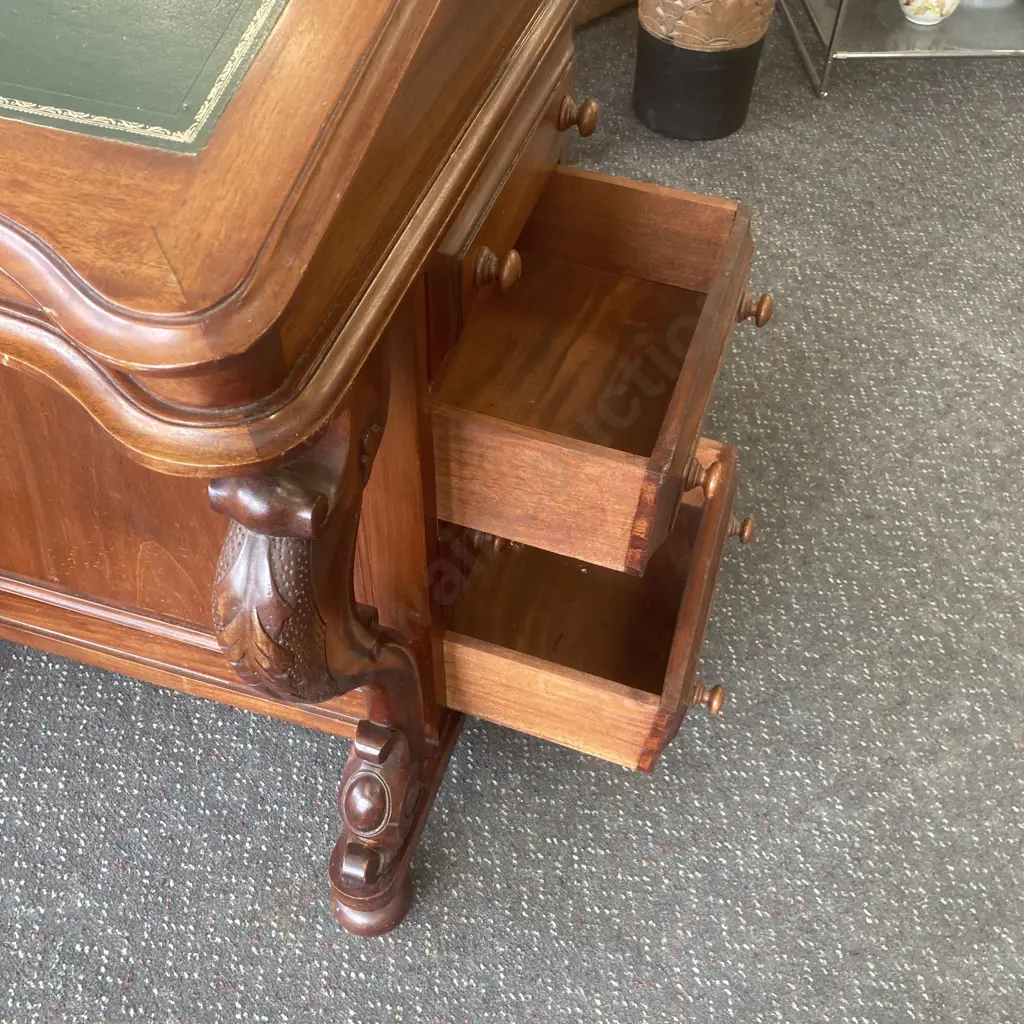 Reproduction Hardwood Davenport Writing Desk With Green Leather Top, 16 Drawers, H84 W55 D56cm,(Missing a Knob)) Image 1++