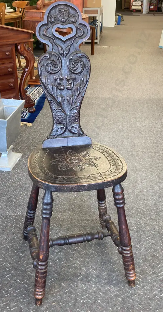 Antique 19th Century Oak Spinning Chair, Carved Seat & Back, Pierced To Top, Four Turned Outsplayed Legs, 93.5 x 37cm Image 1++