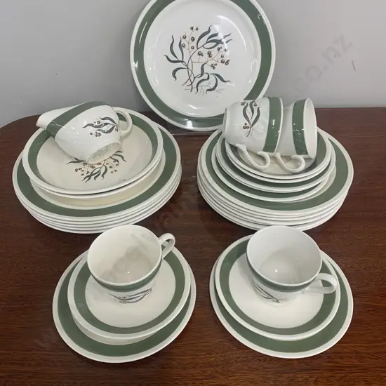 Rare Vintage Grindley "Green Gables" Dinnerware 
