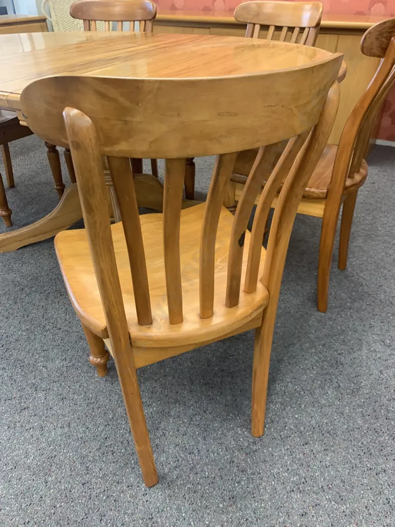 Solid Rimu 6 Seater Round Extn Dining Suite, 75 x 120 (165 Extended), 6 x Curved Slat Back Moulded Wooden Chairs Image 1++