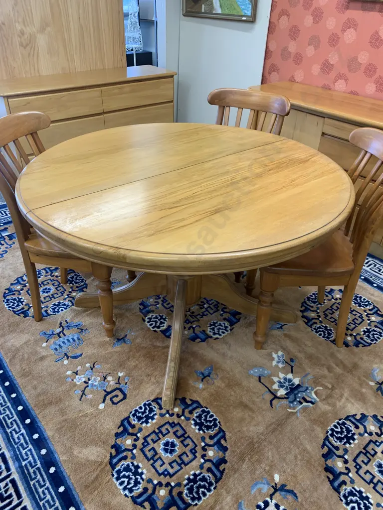 Solid Rimu 6 Seater Round Extn Dining Suite, 75 x 120 (165 Extended), 6 x Curved Slat Back Moulded Wooden Chairs Image 1++