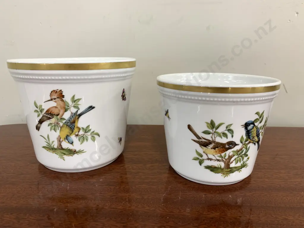 Pair Of German 'Kaiser' Tiergarten Planter Pots 1x H15cm, Diam16cm. Image 1++