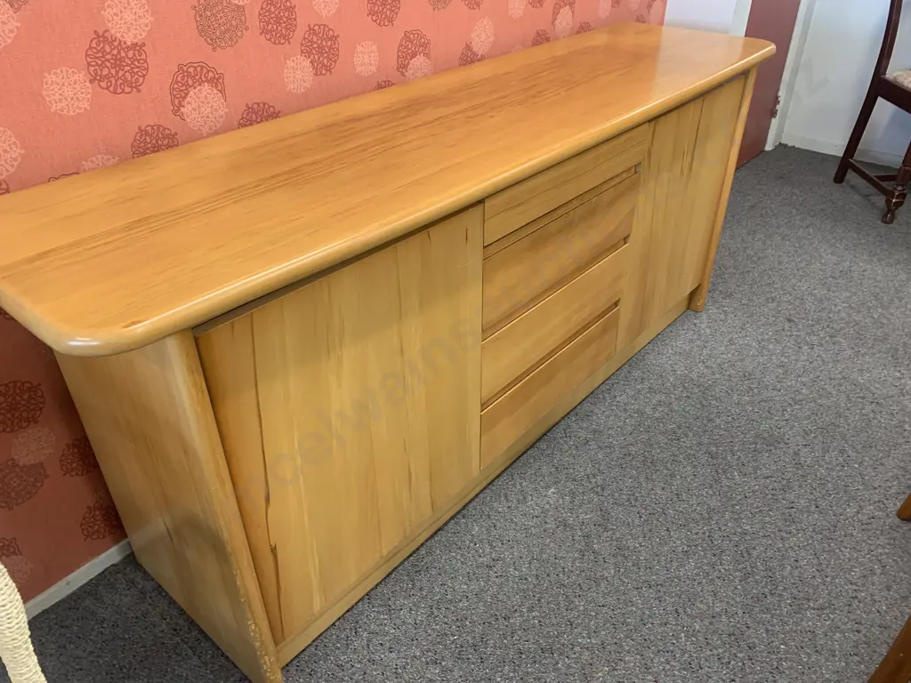 Rimu Sideboard, 4 Drawer, 2 Door, H76 W180 D46cm Image 1++