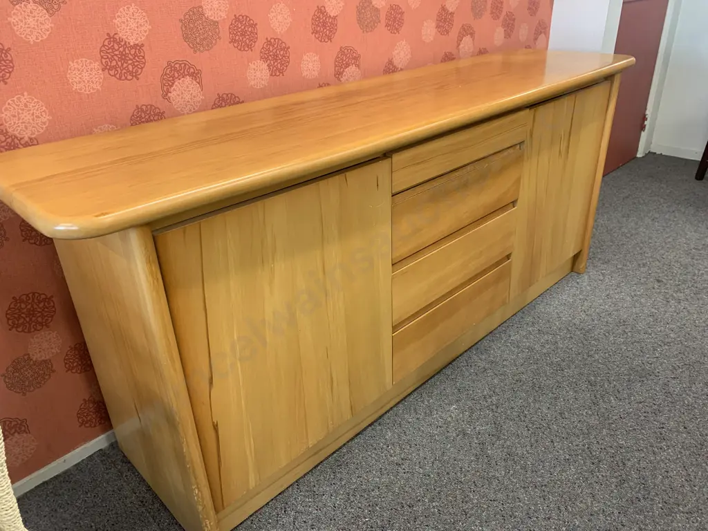 Rimu Sideboard, 4 Drawer, 2 Door, H76 W180 D46cm Image 1++