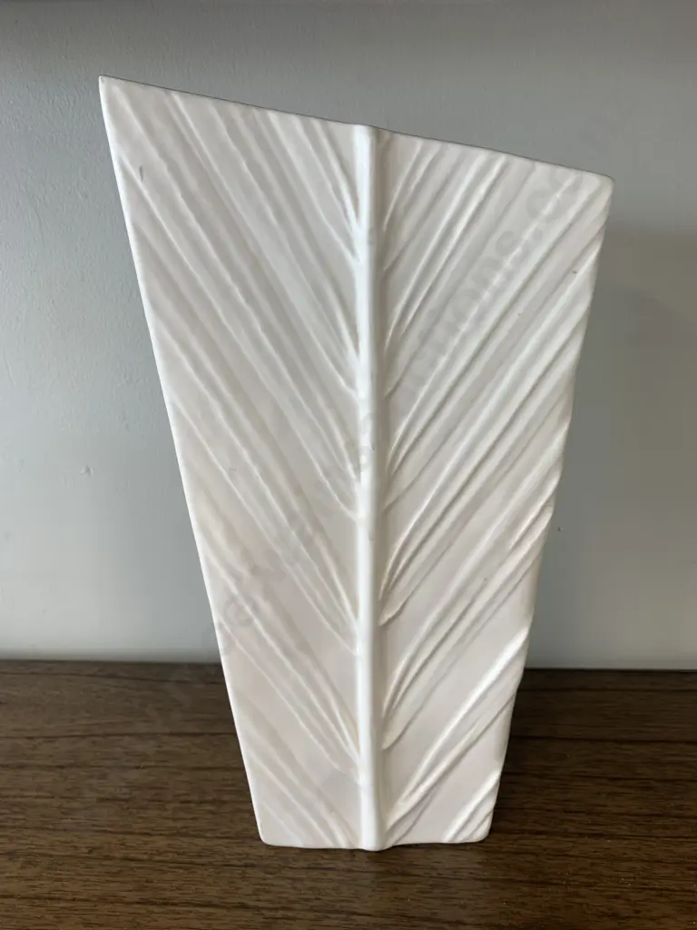 NZ Made Cream Branch With Relief Effect Vase, 22 x 18cm Image 1++
