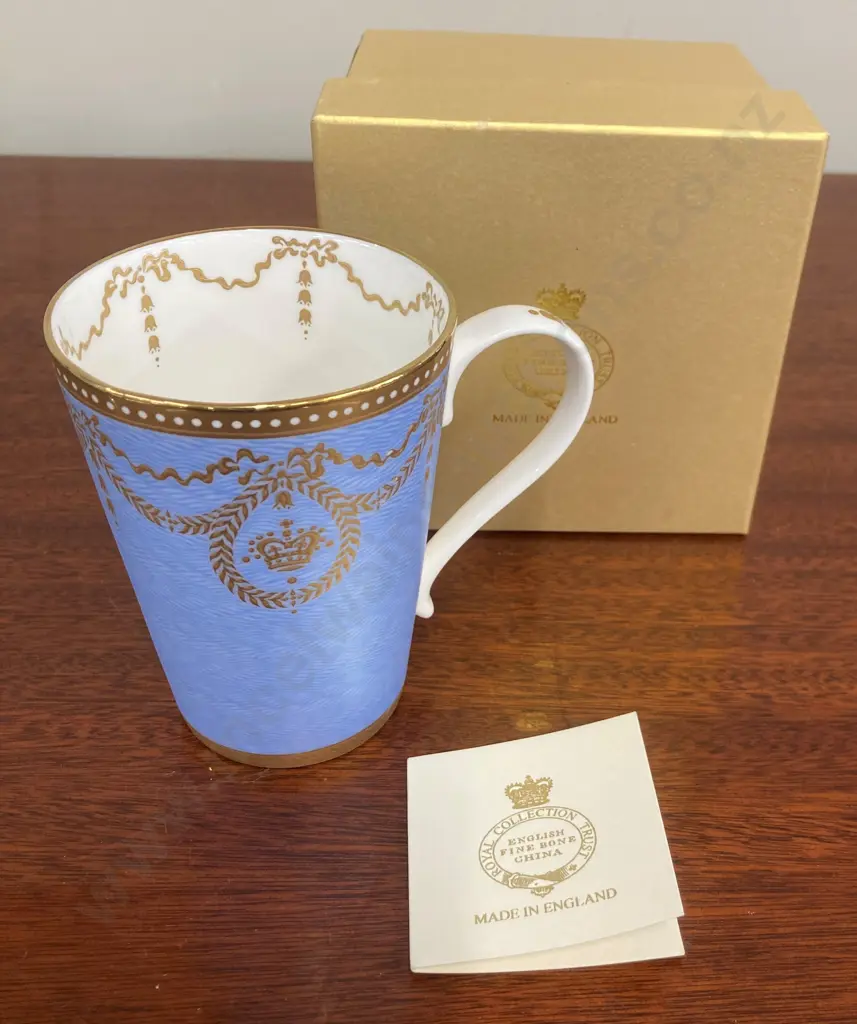 The Royal Collection Faberge English Fine Bone China Cup, 22k, Original box Image 1++