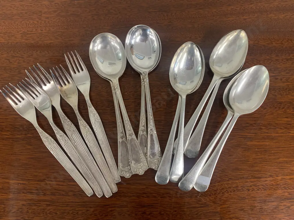 Assortment of Cutlery, Grosvenor, Chateau Etc Image 1++