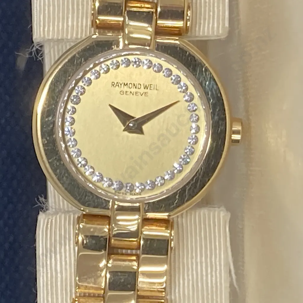 Ladies Raymond Weil Allegro Swiss Gold & Crystal Round Face 18k Gold Electroplated Dress Watch 5817 Image 1++