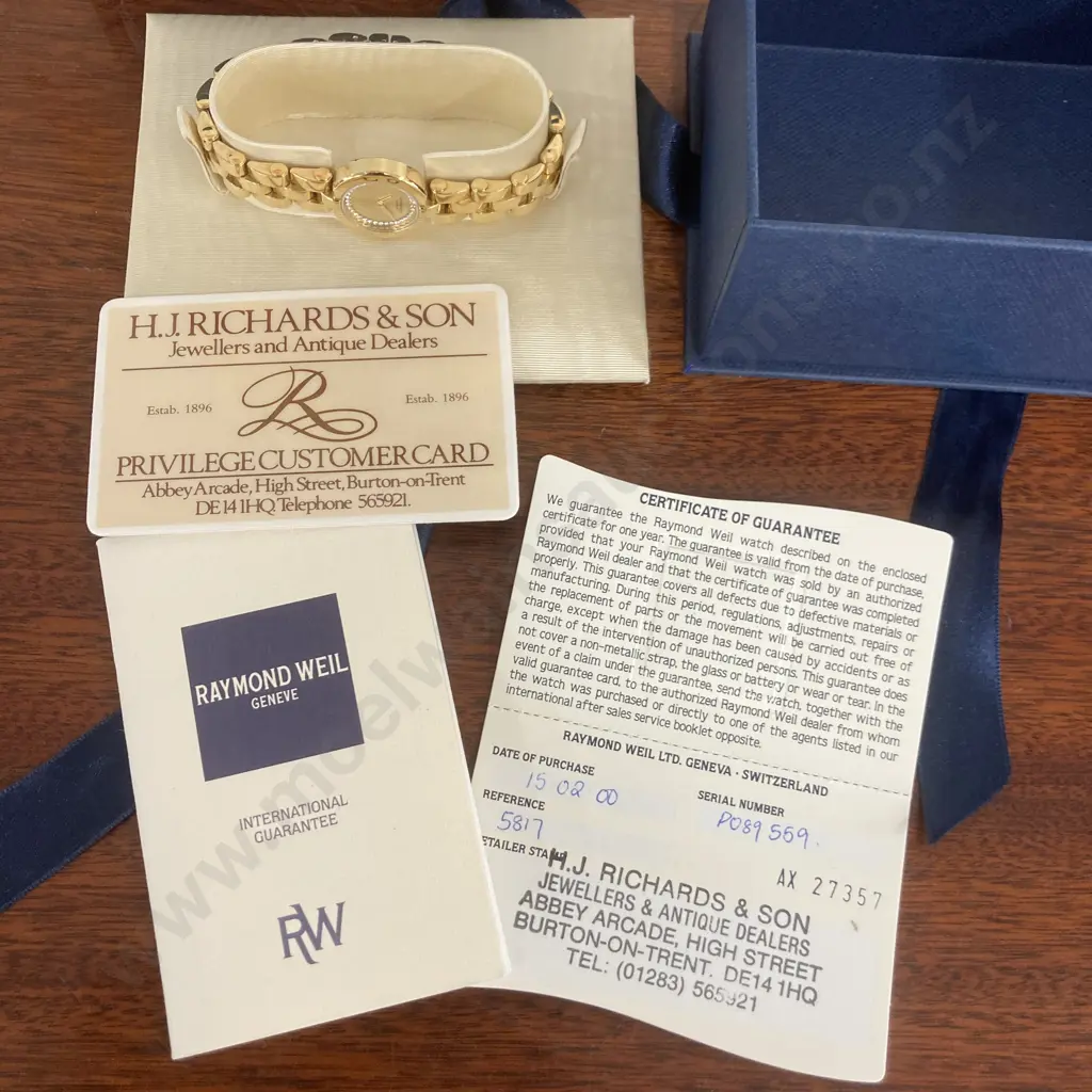 Ladies Raymond Weil Allegro Swiss Gold & Crystal Round Face 18k Gold Electroplated Dress Watch 5817 Image 1++