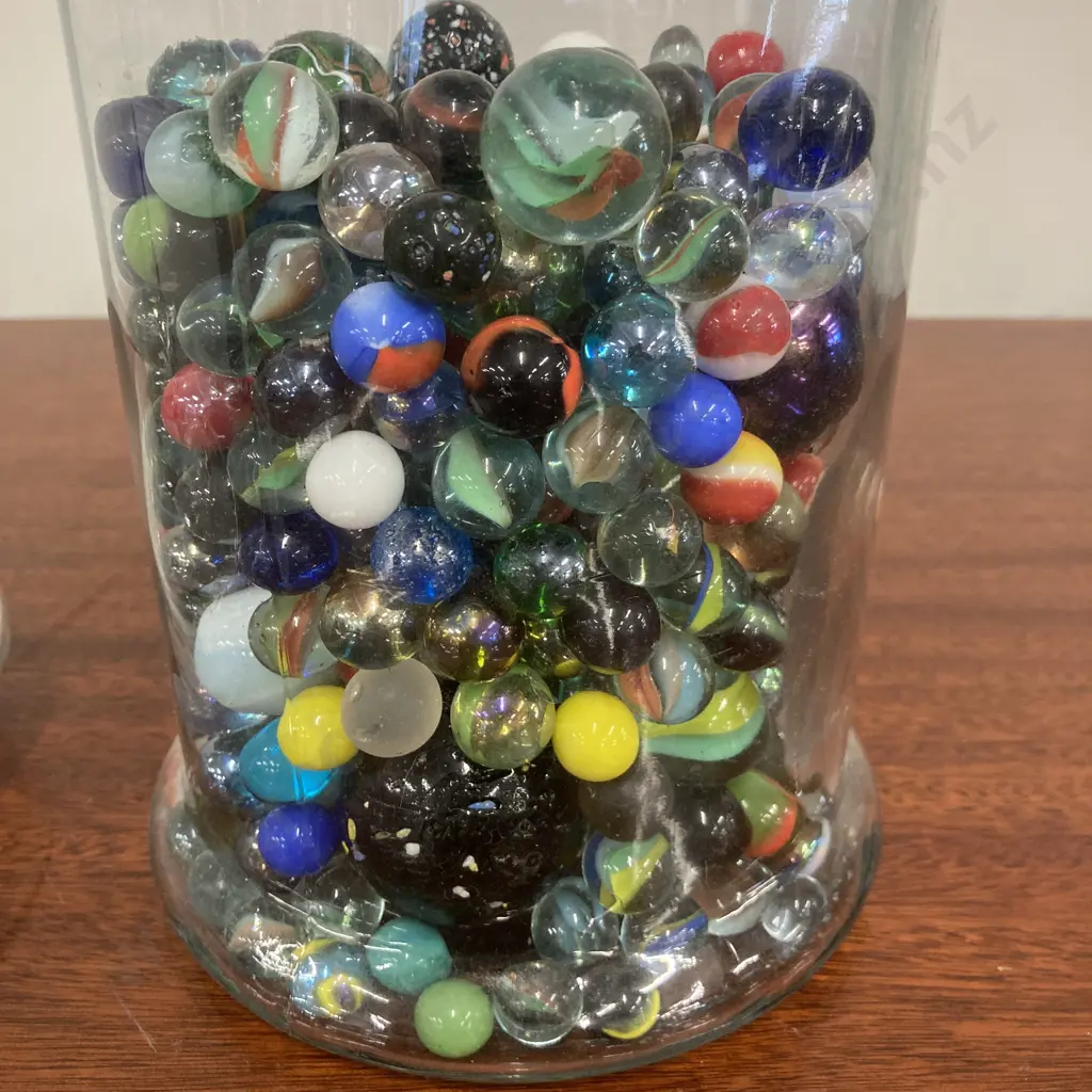 Glass Jar of Vintage Marbles, Assorted Sizes & Types, 28.5 x 16cm Image 1++