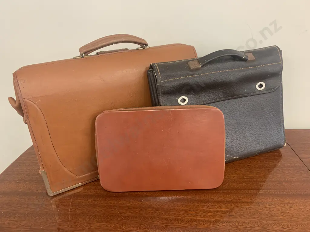Vintage Leather Brief Case, Satchel And Card ' Stamp And Pad Holder Image 1++
