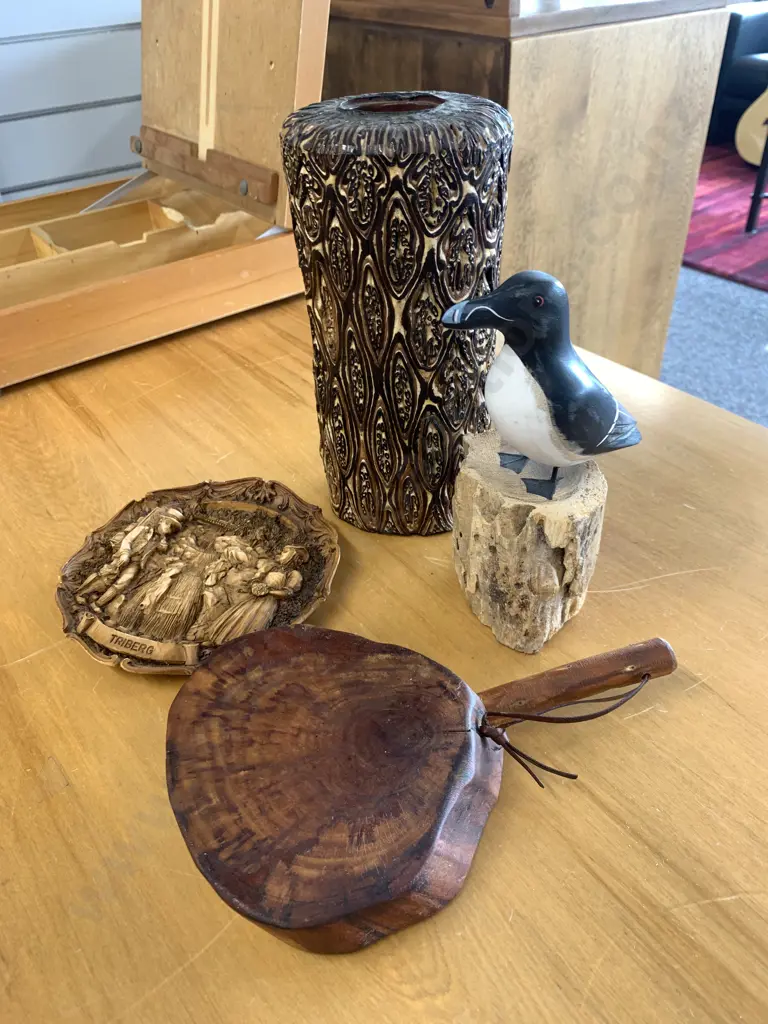 Vintage Items Including Vase, Wall Plaque Etc Image 1++