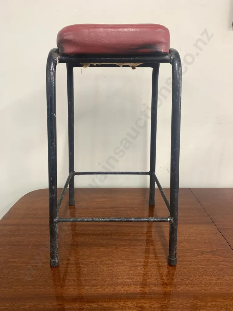 Vintage Steel Black Frame Stool With Square Red Vinyl Upholstered Seat Image 1++
