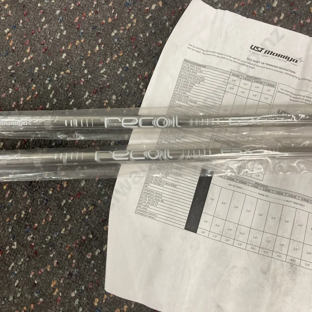 Pair of Mamiya Recoil ESX 460/F2 Iron Shafts Image 1++