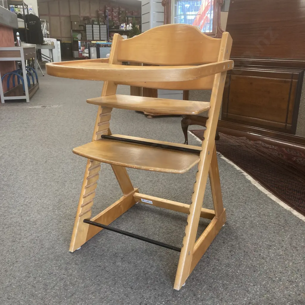 Picopico NZ Made Wooden Highchair Image 1++