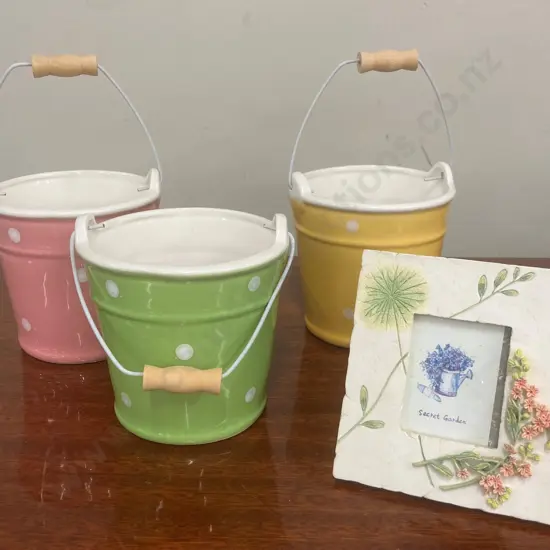 Lot of 3 Morgan & Finch Porcelain Buckets With Spots 11 x 11cm & Small Floral Picture Frame