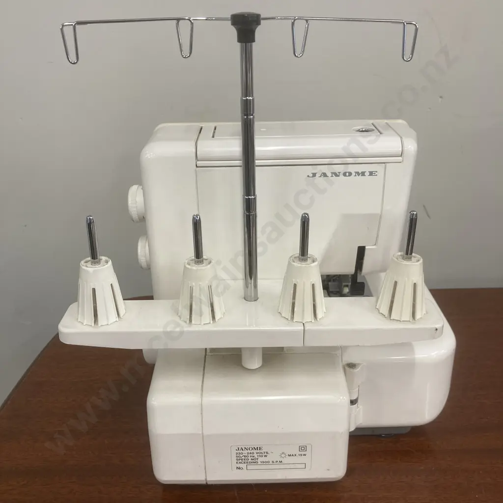 Janome 3 / 4 Overlocker EZY_Lock 304D Differential Feed Image 1++