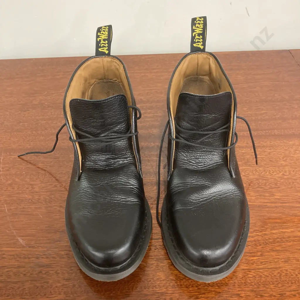 Dr Martens Air Wair Black Leather Shoes, Sz 10 UK Image 1++