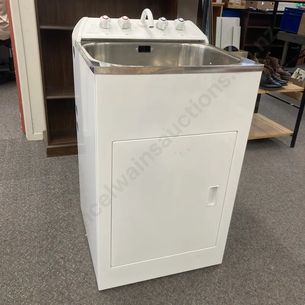 Robinhood Supertub With Waste & Taps, H89.5cm at Front, W55.8 D56cm Image 1++