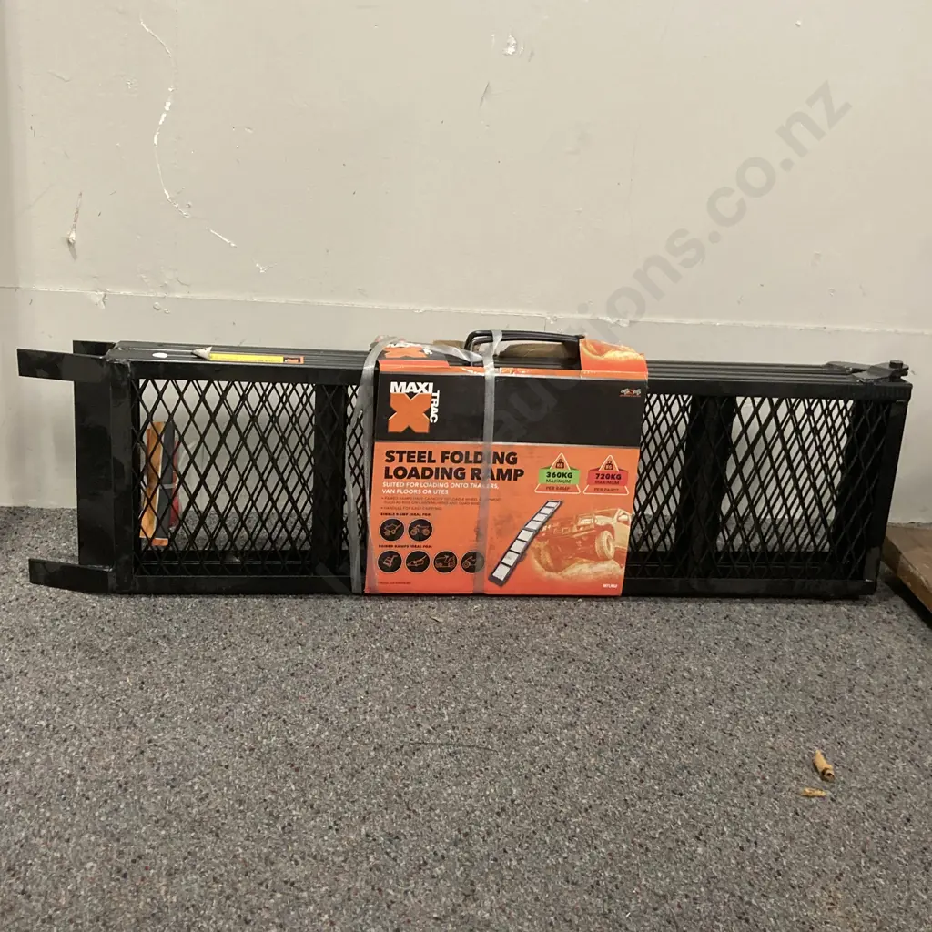 Maxi Trac Steel Folding Loading Ramp - 360Kg Image 1++