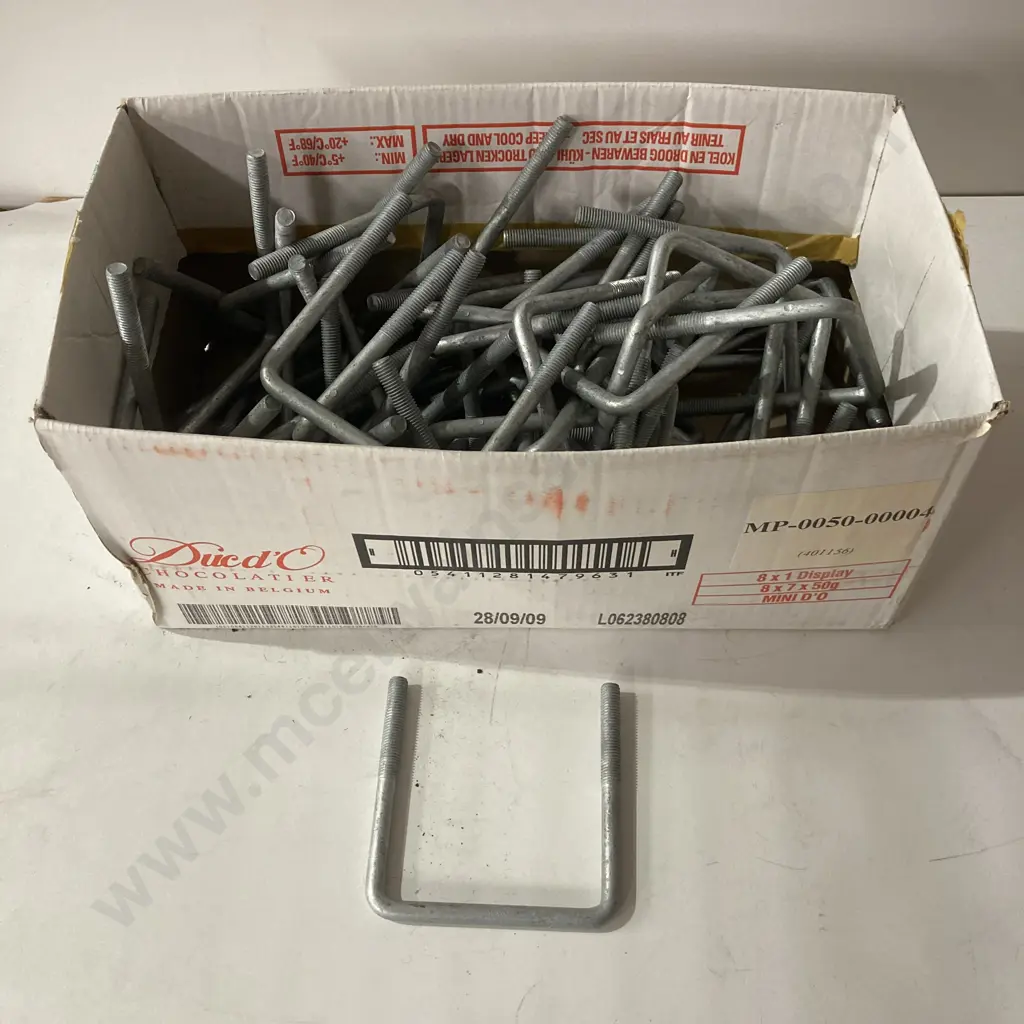 Box of Galvanised U-Bolts, 12 x 12cm Image 1++