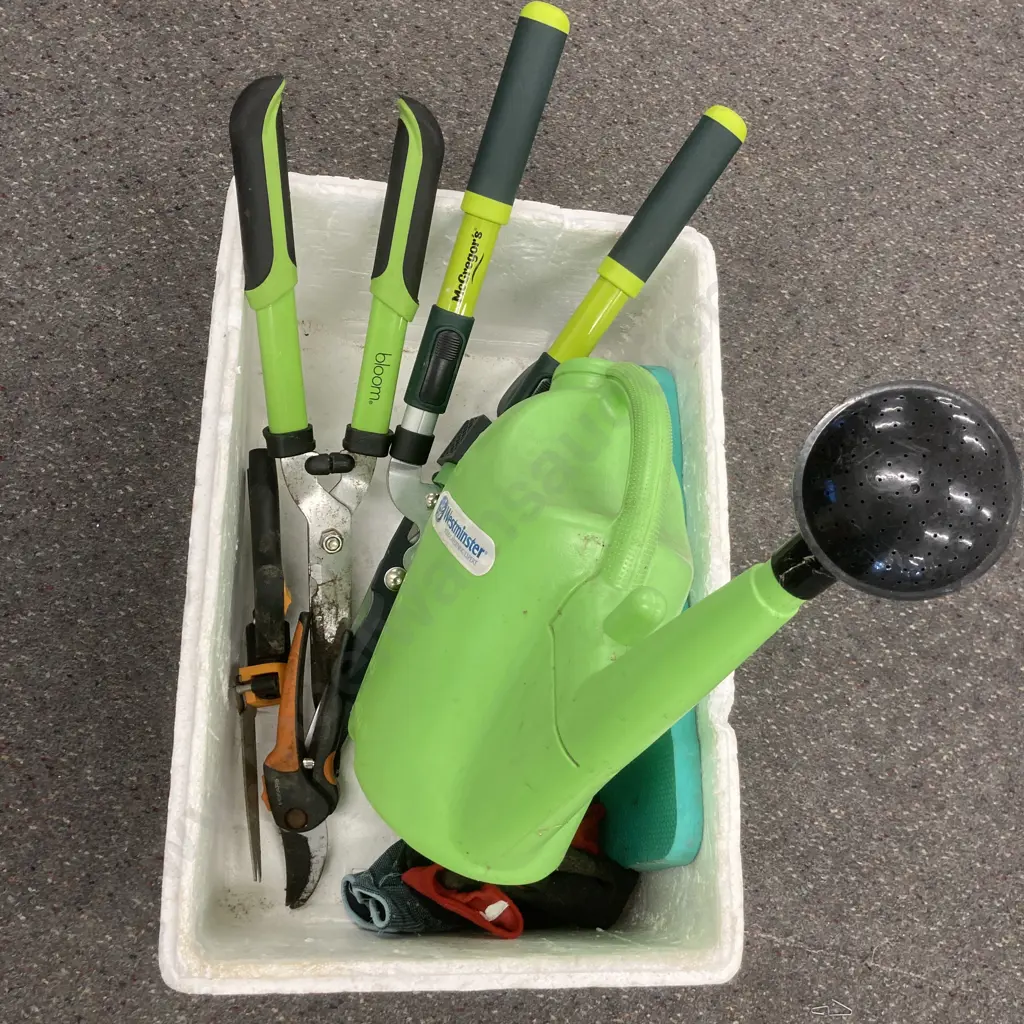 Box Lot Gardening Tools, Gloves Etc Image 1++