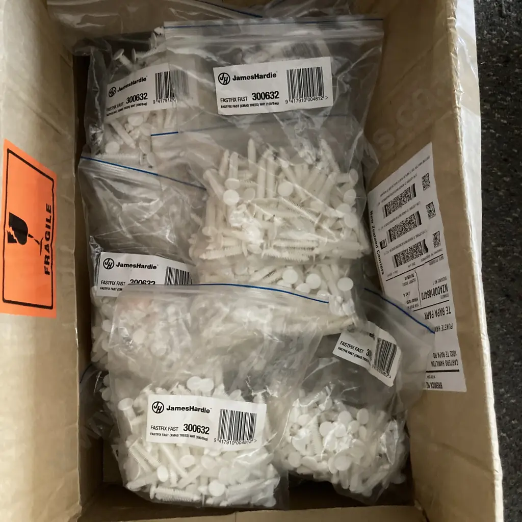 Box Lot JamesHardie Fastfix Fast (Xmas Trees) White 20 x 100/Bag Image 1++
