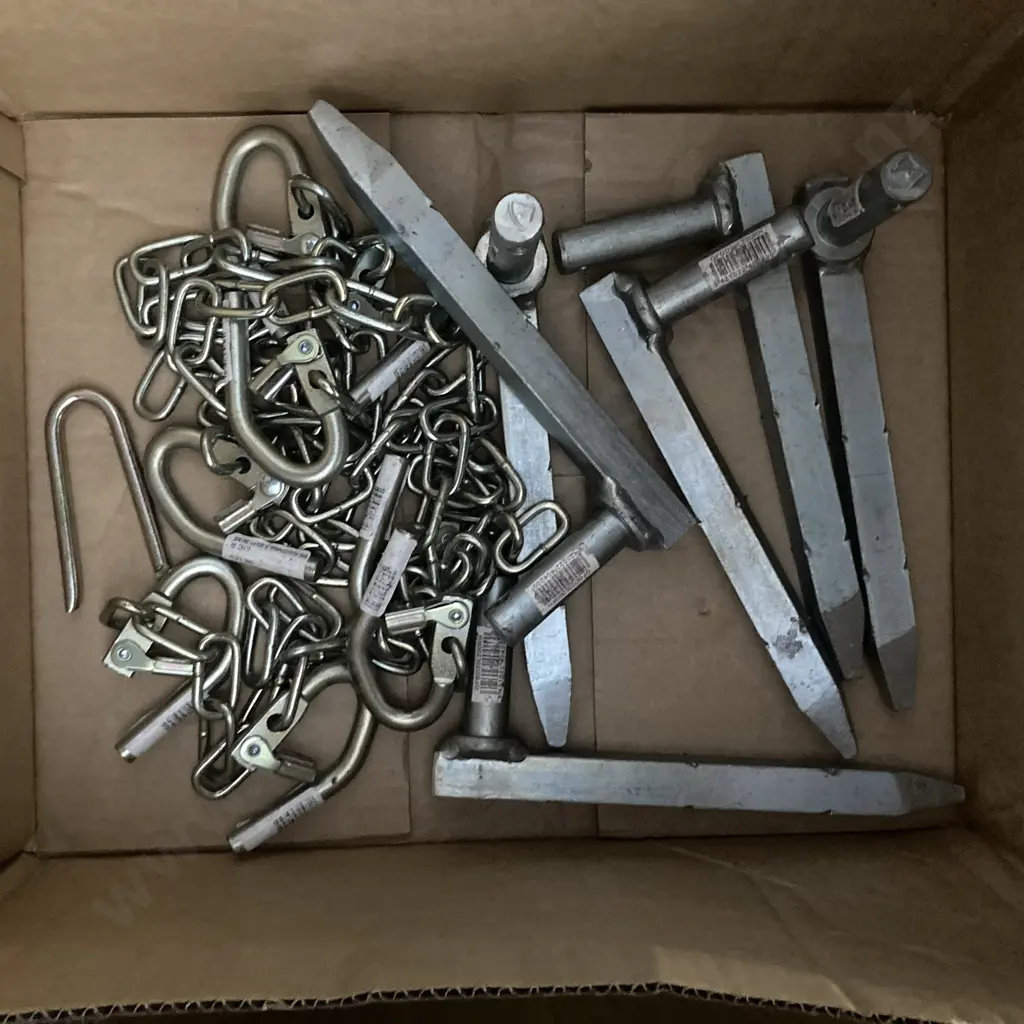 Lot of Square Drive Gudgeons, Spring Latch Gate Hooks & Gate Staple Image 1++