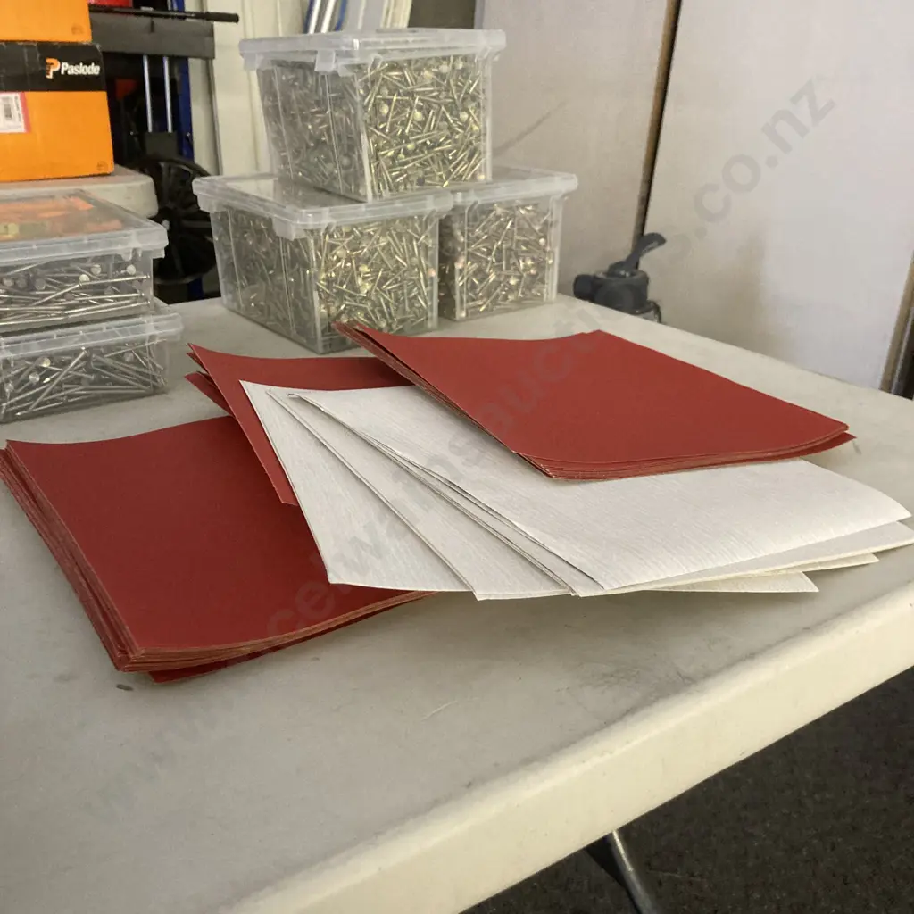 Lot of Assorted Norton Sandpapers Image 1++