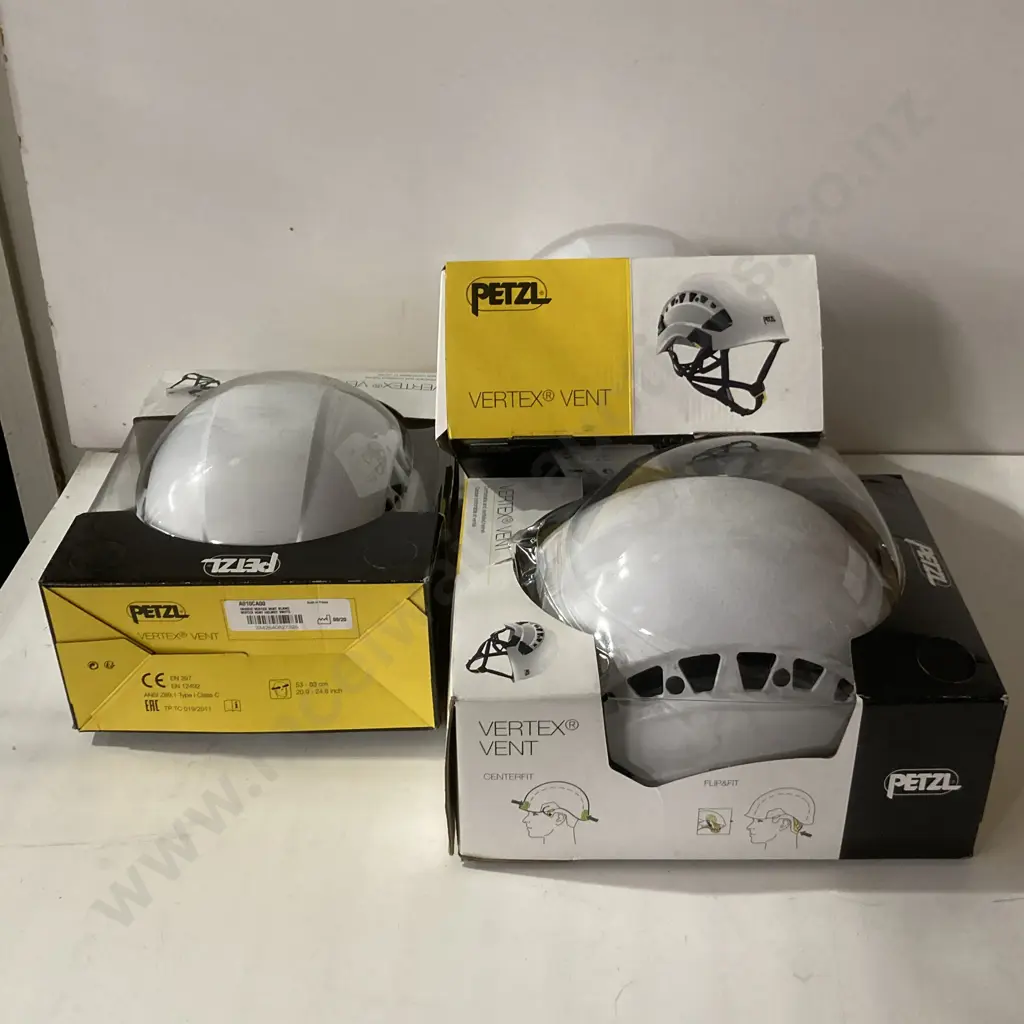 Lot of 3 Petzl A010CA00 Vertex Vent Helmets, White, 53-63cm, 8/20 Image 1++