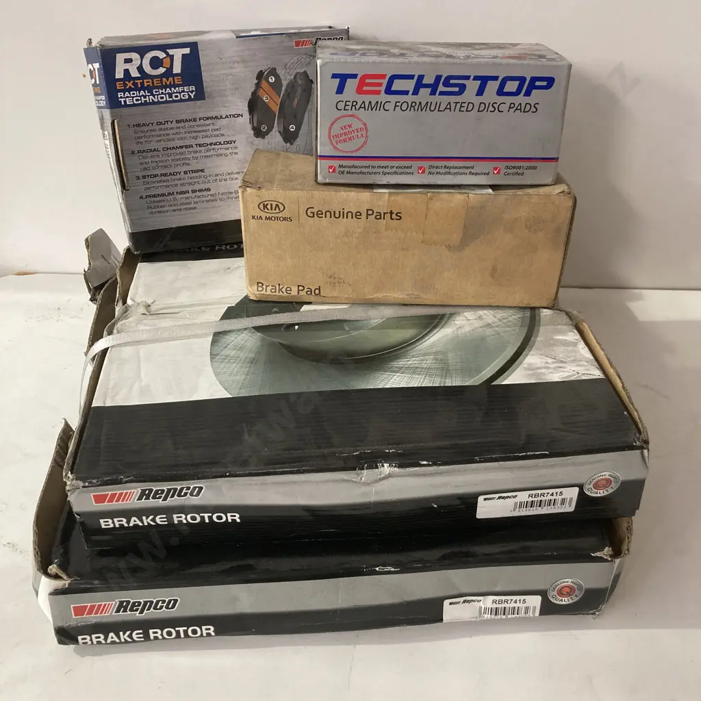 Lot of Assorted Brake Parts Image 1++