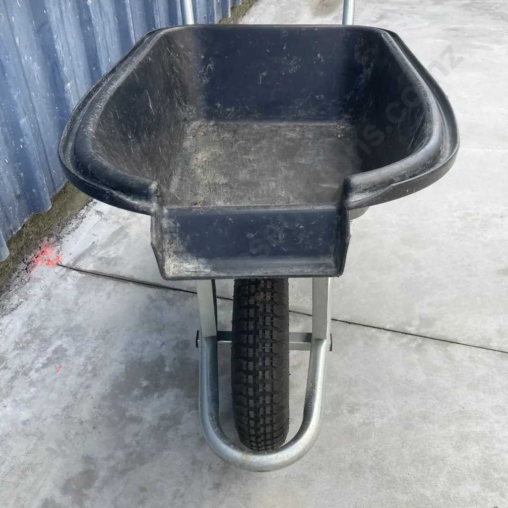 Wheelbarrow With a Black Poly Tray With Pour Lip & a Builders Square Image 1++
