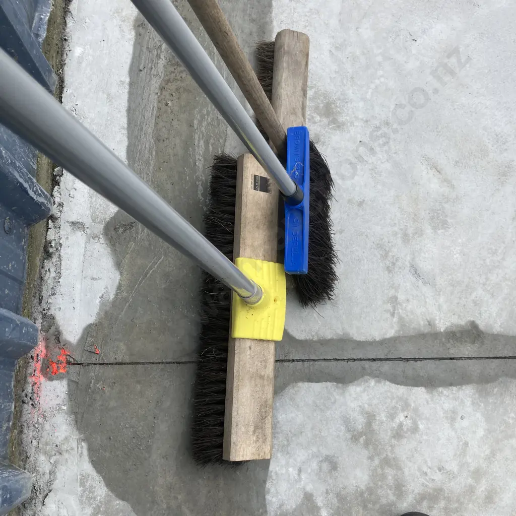 Lot of 3 Brooms Image 1++