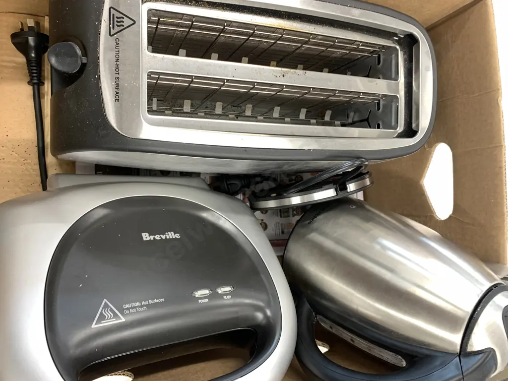 Russell Hobbs Jug, Living & Co Toaster, Breville Toasted Maker Image 1++