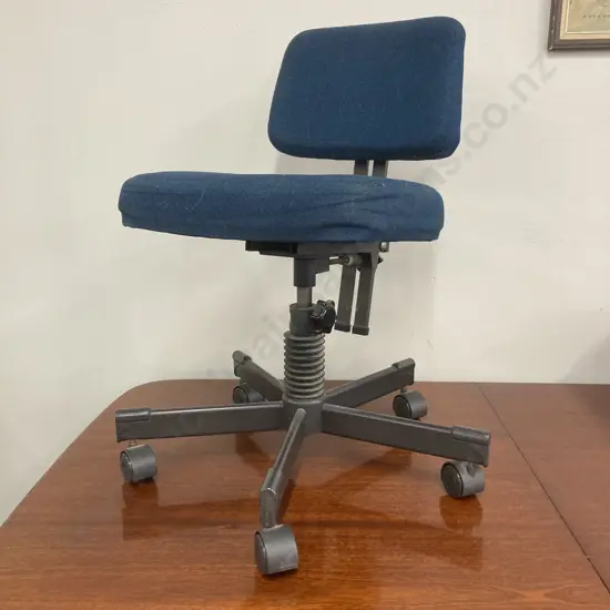 Vintage Damba Desk Chair