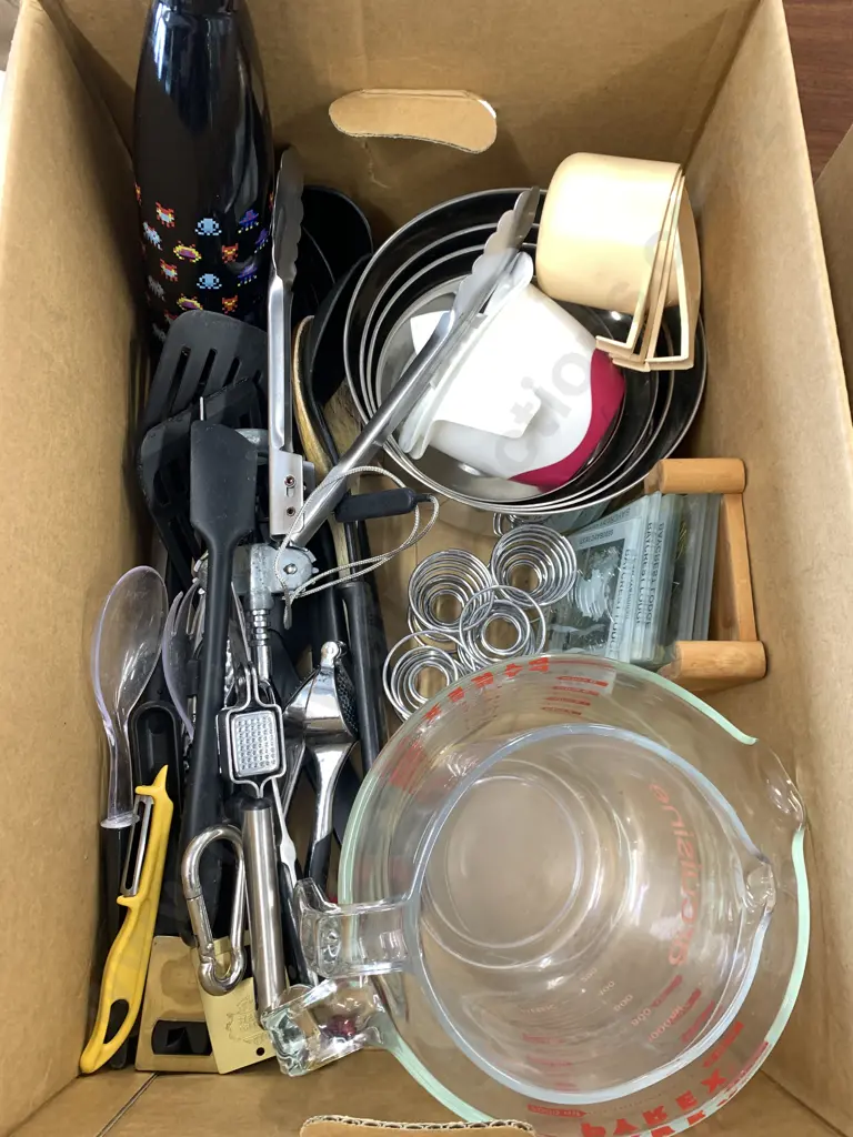 Pyrex Jug, Utensils, Egg Cups, Coasters Etc Image 1++