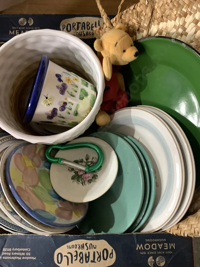 Assorted China Items Including Crown Lynn, Planter Pots Soft Toy Etc Image 1++