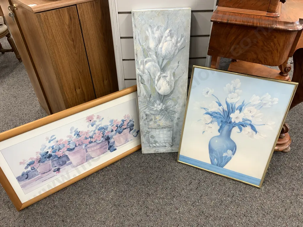 Selection Of Floral Framed Artwork x2 Including Floral Picture On Canvas x1 Image 1++