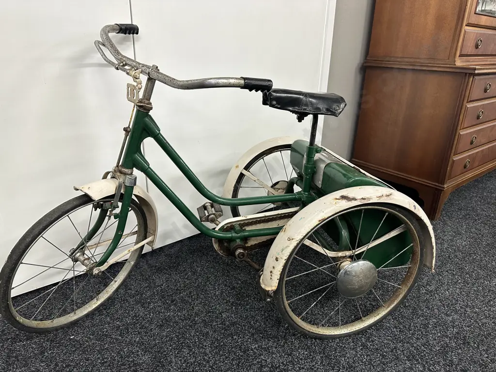 Vintage Kids Trike With A Lidded Boot Image 1++