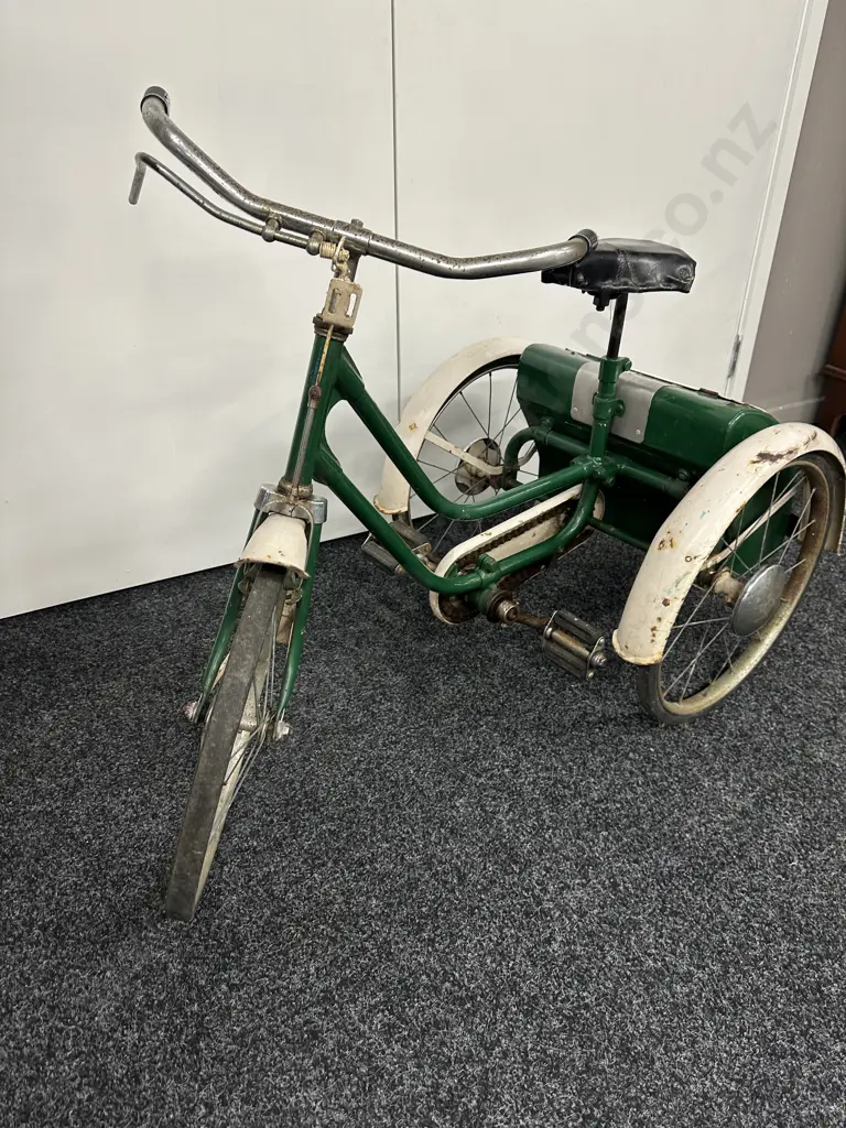 Vintage Kids Trike With A Lidded Boot Image 1++