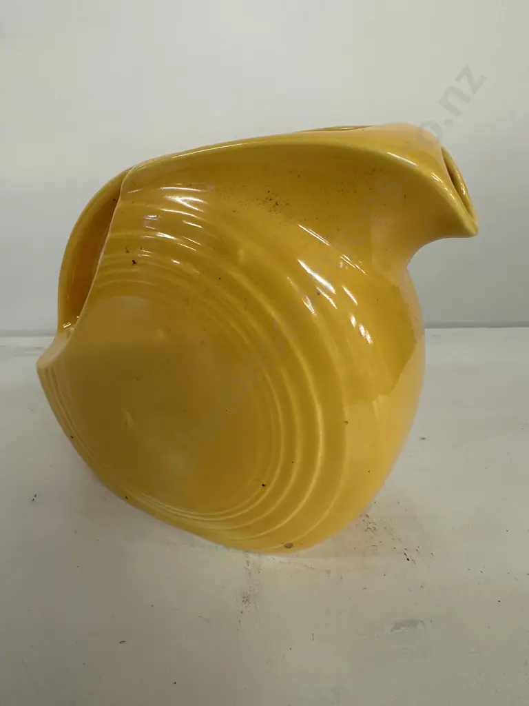 Vintage Fiesta Disc Juice Pitcher in Harlequin Yellow Glaze, 1938-1940, 15 x 16cm Image 1++