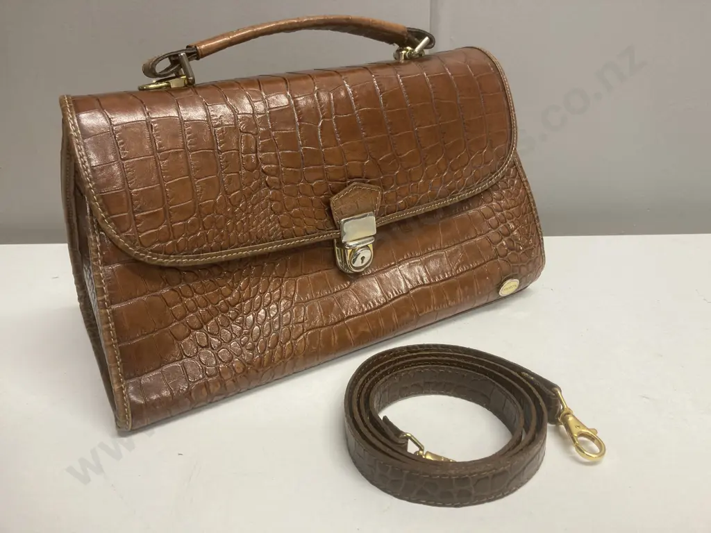 Vintage Oroton Brown Crocodile Embossed Leather Handbag With Detachable Shoulder Strap Image 1++