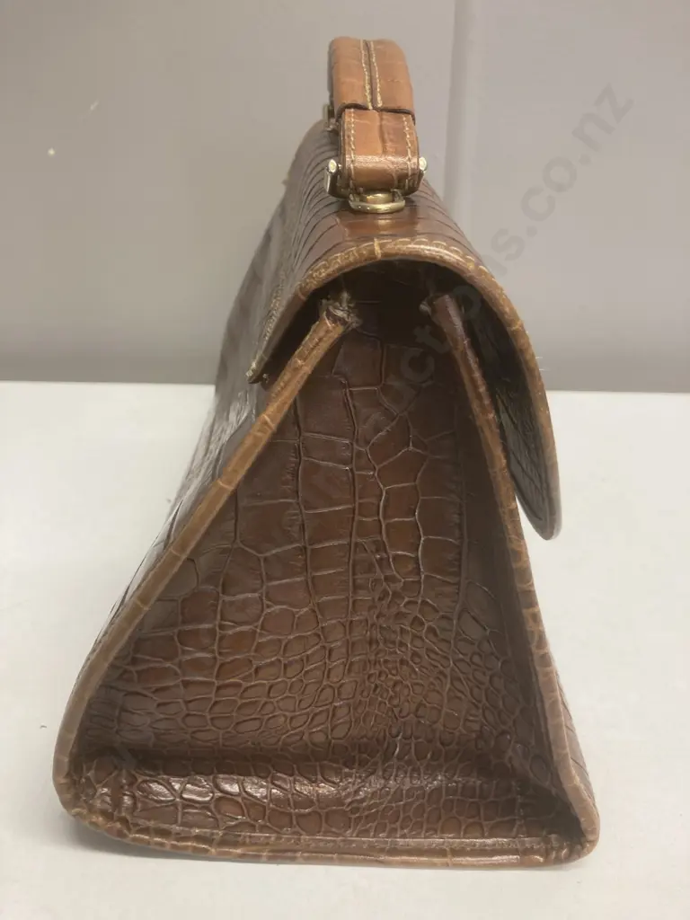 Vintage Oroton Brown Crocodile Embossed Leather Handbag With Detachable Shoulder Strap Image 1++