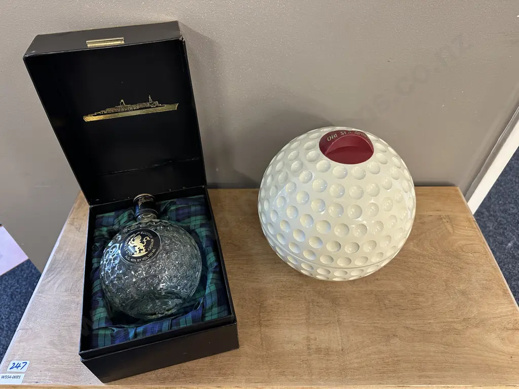 Vintage Old St Andrews Scotch Whisky Golf Ball Ice Bucket & Whisky Dimple Bottle In Case Image 1++