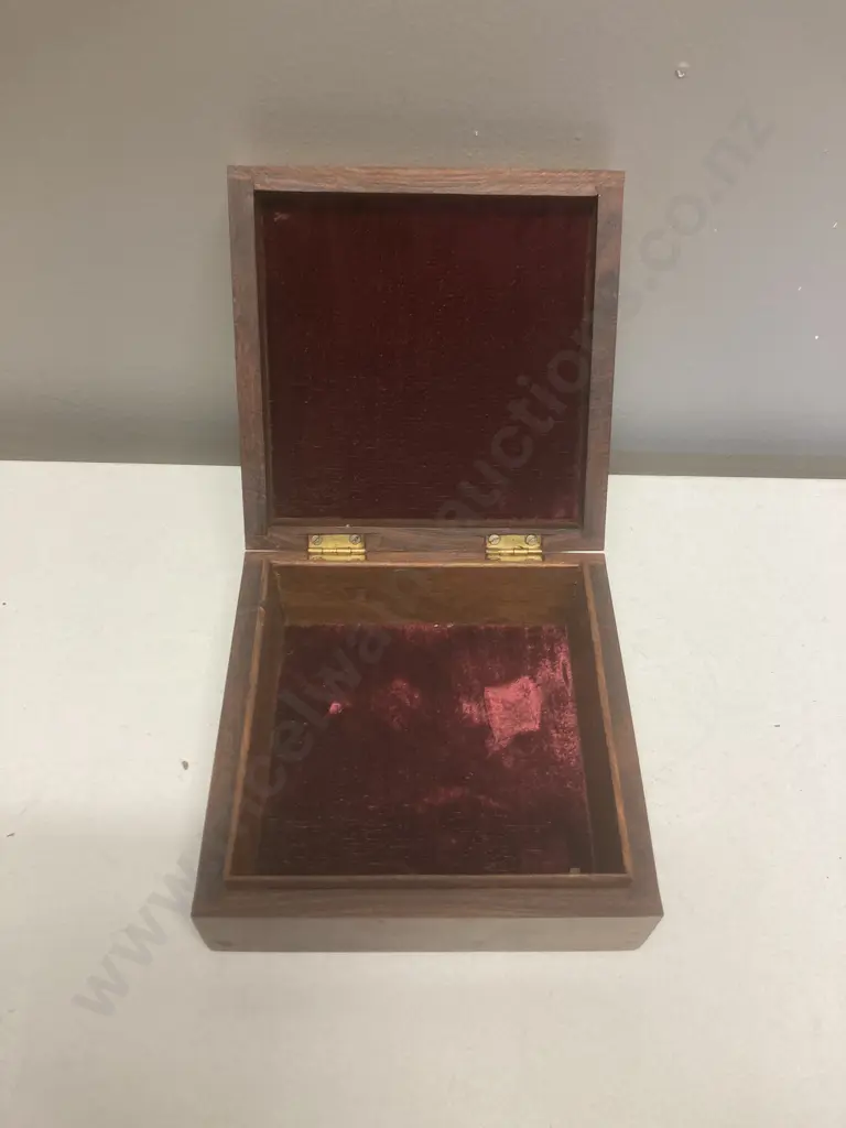 Wood & Brass Lined Box With Hinged Lid, H7 W15 D15cm Image 1++