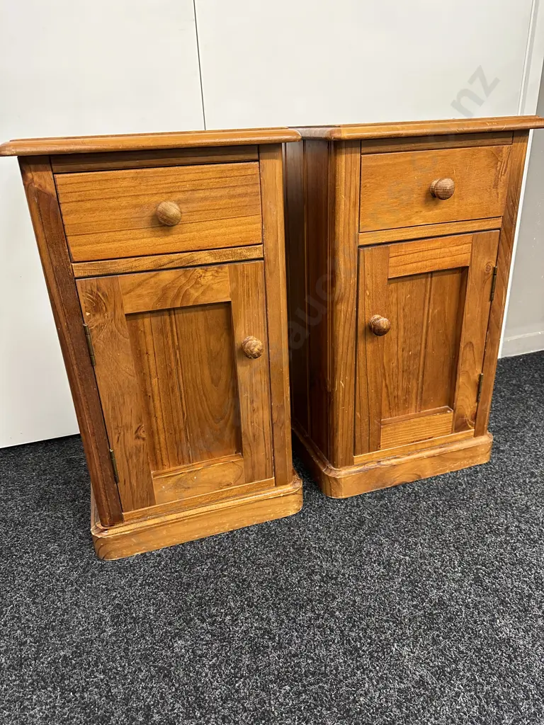 Pair of Baltic Pine Bedsides, Knob Handles, Single Door & Drawer, T&G Sides & Back, H69 W40 D38cm Image 1++