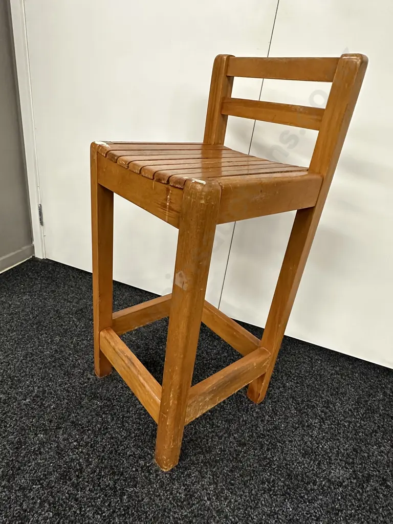 Rimu Low Back Barstool, Slatted Seat Image 1++
