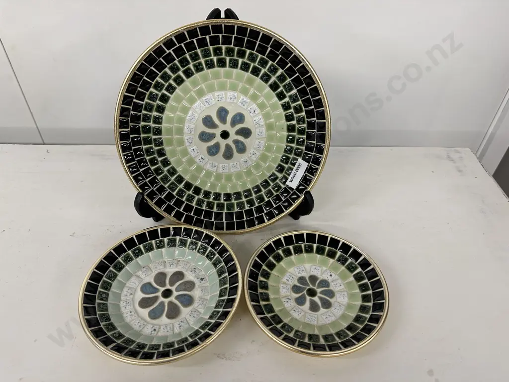 3 x Vintage Mosaic Dishes (Possibly John Crichton), 13cm to 21cm Image 1++