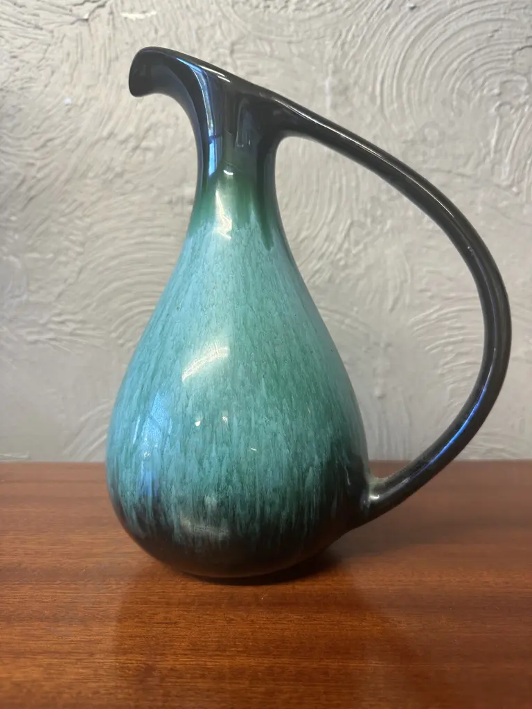 Blue Mountain Jug, H27cm Image 1++