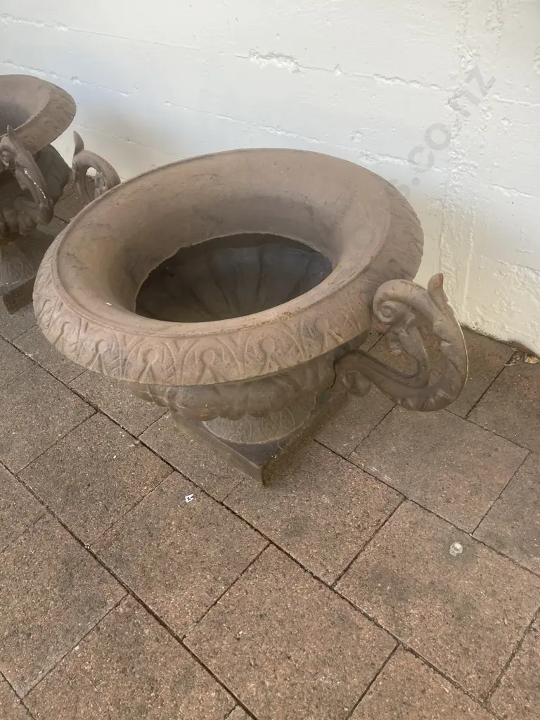 Pair of Cast Iron Round French Classical Style Double Handled Ornate Planters, Brown, 47 x 80cm, 41Kg Image 1++